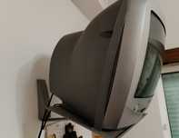 Televisão de 37 cm