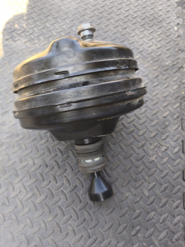 Servofreio e braços VW Passat
