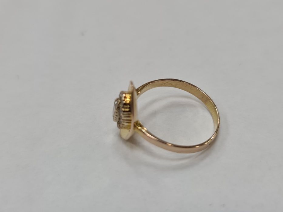 Piękny złoty pierścionek damski/ 333/ 2.66 gram/ R16/ Cyrkonie