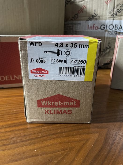 Самонаріз для металочерепиці (даху)