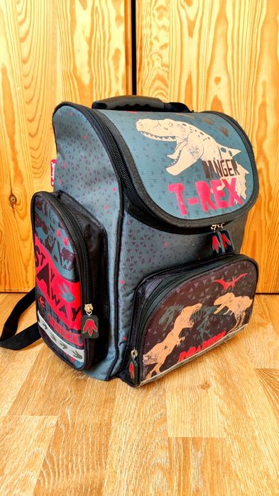 Tornister St. Majewski - dinozaur T-REX