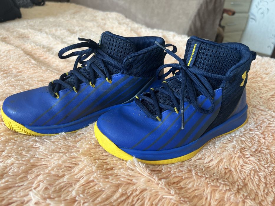 Кроссовки Under Urmour