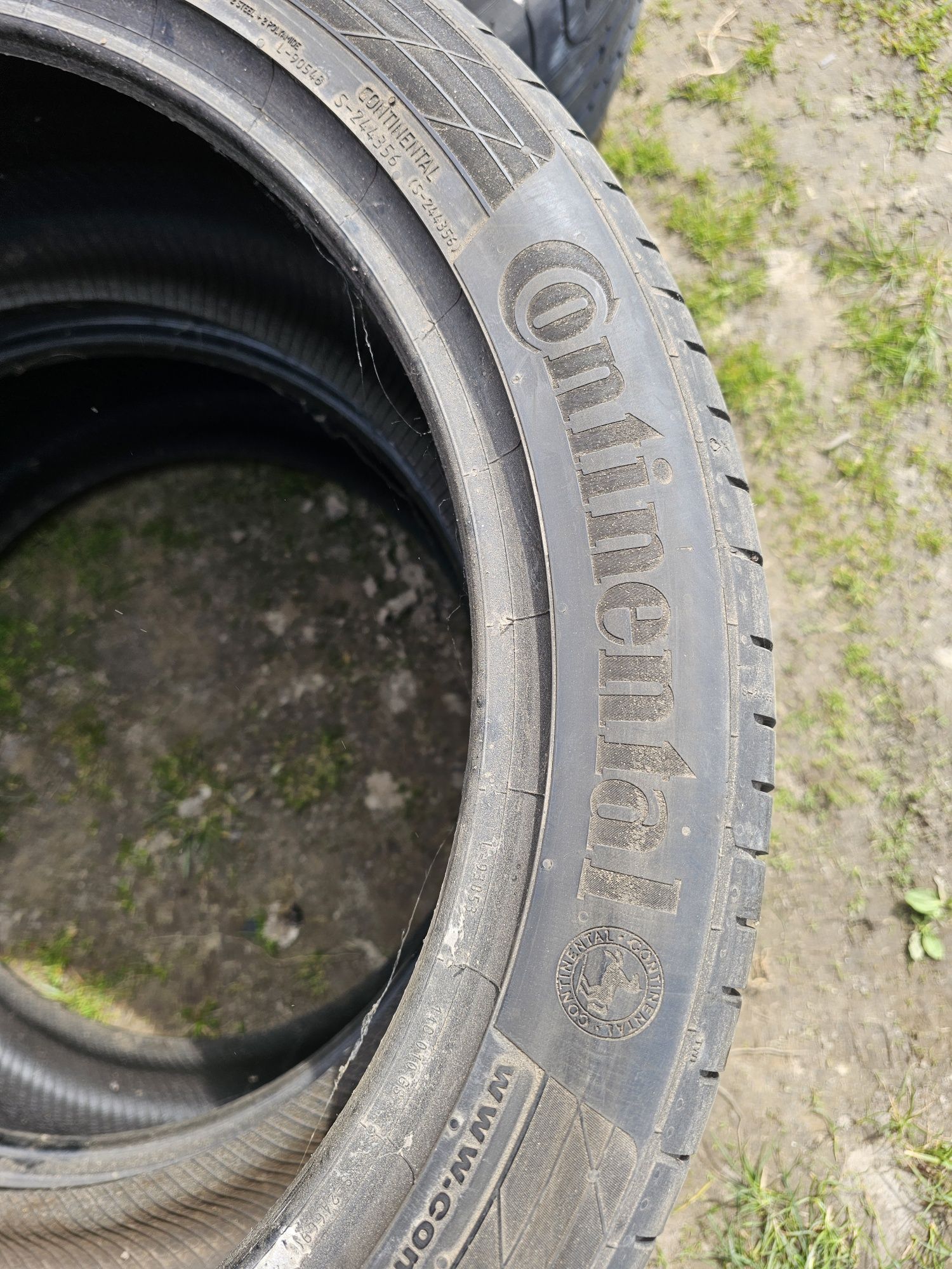 Opony letnie Continental 255/40R19 100Y