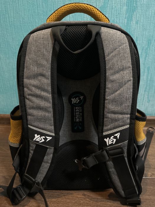 Рюкзак школьный для мальчика YES с динозаврами