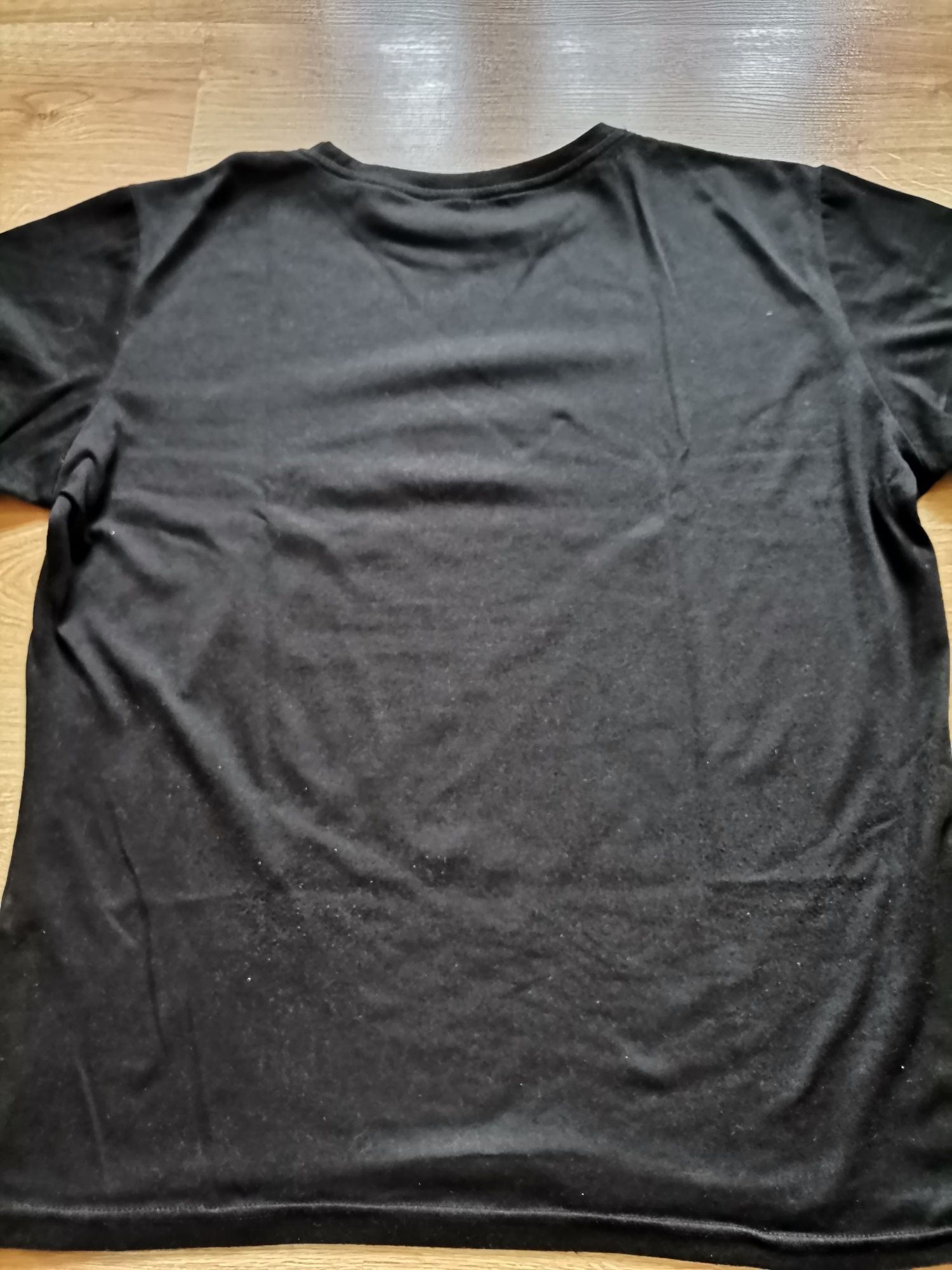 Czarny basic t-shirt męski