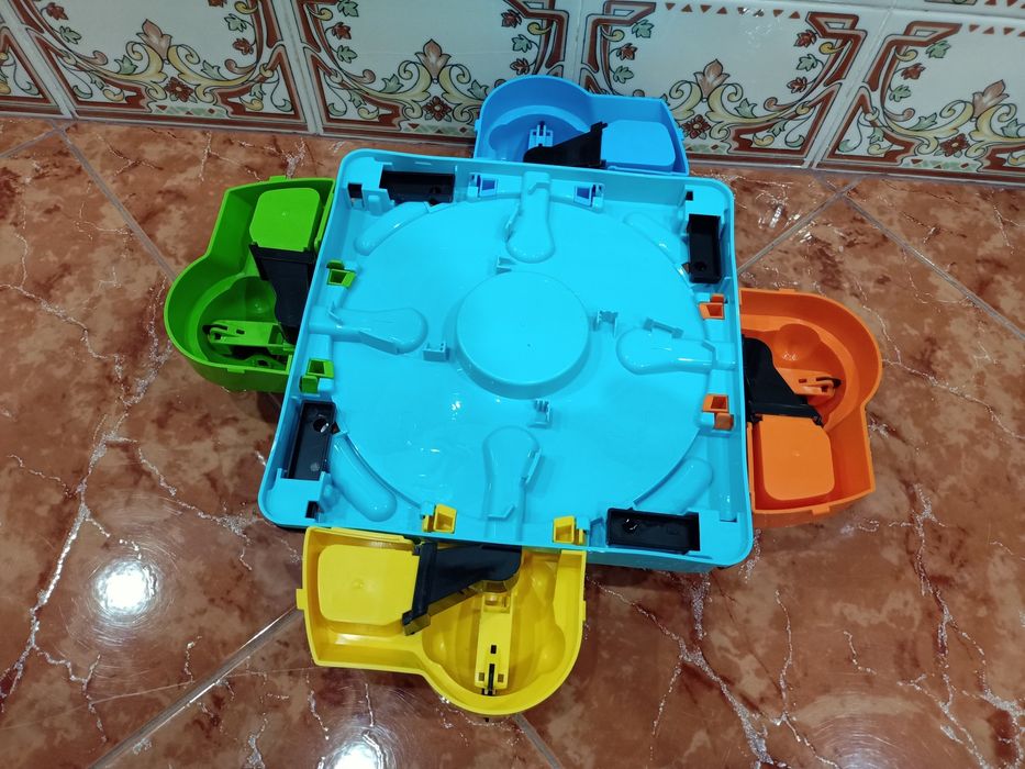 Jogo de tabuleiro crianças a partir dos 4 anos casa quarto vivenda.