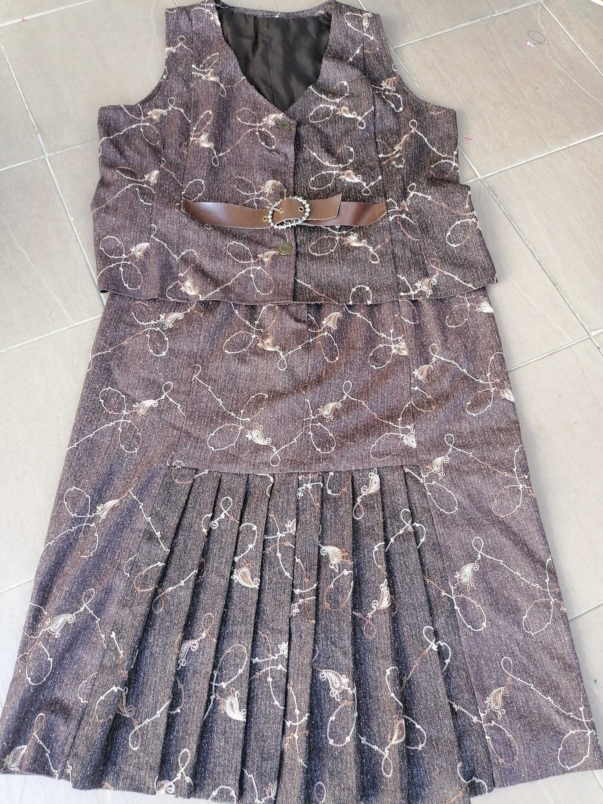 Conjunto saia e colete tm 50