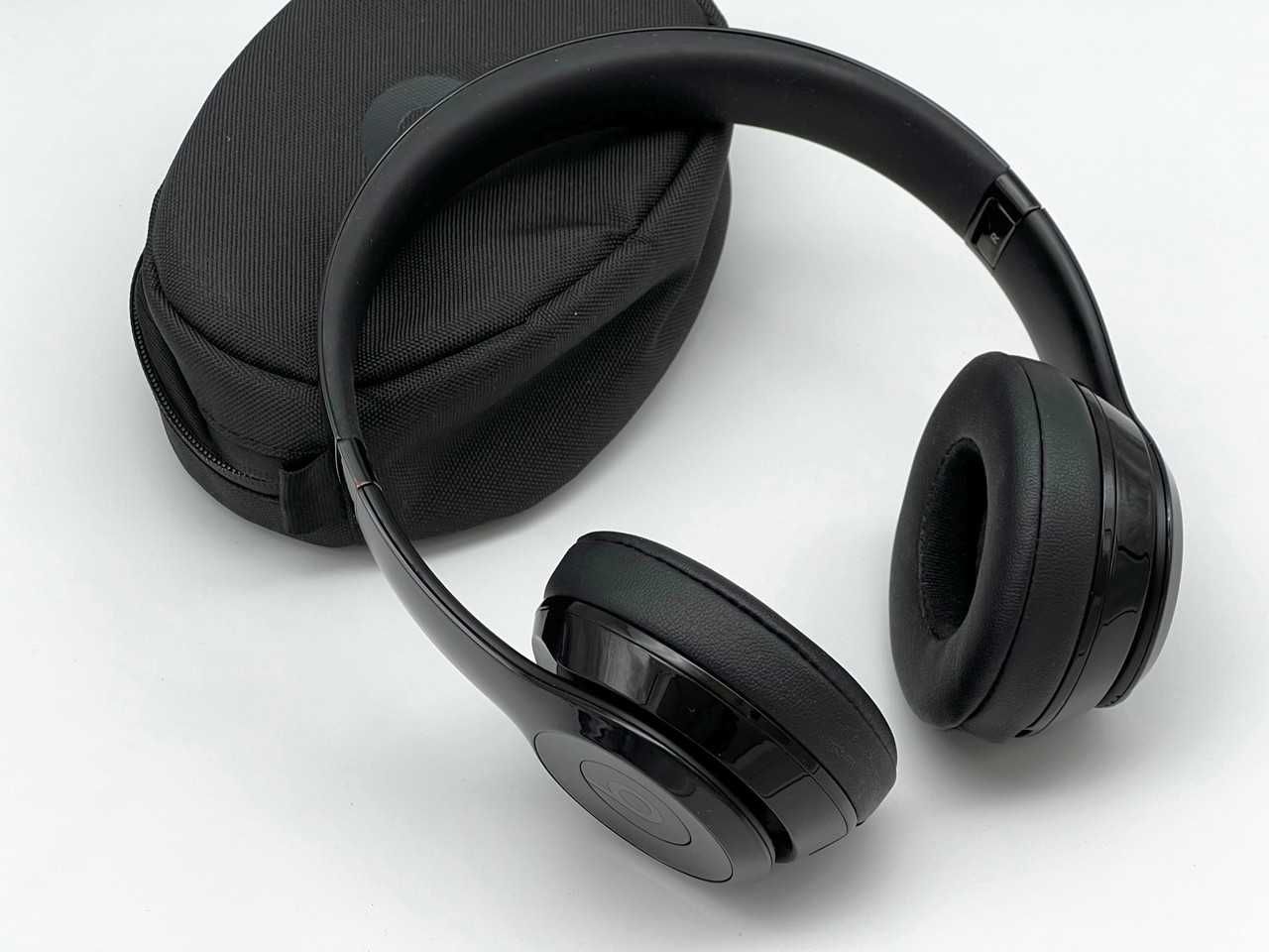 Блютуз наушники Beats Solo3 Wireless Glossy Black США 1 мес.гар