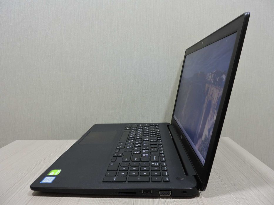 Игровой Dell Latitude 3500/Видеокарта MX 130/15,6” FHD/i7 8565U/16/512
