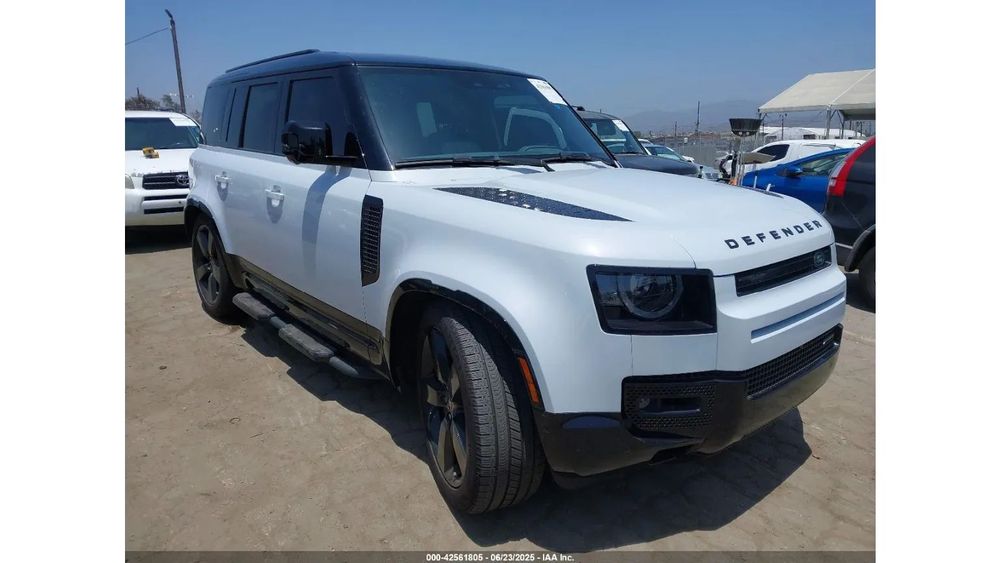 Land Rover Defender 2023 LAND ROVER DEFENDER 110 X-DYNAMIC SE /Niski przebieg/4x4/