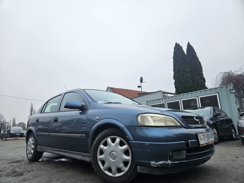 Opel Astra 1.4 benzyna // 5x drzwi // jezdzi // tanio
