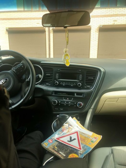 Инструктор, обучаю безопасному вождению, частные уроки.