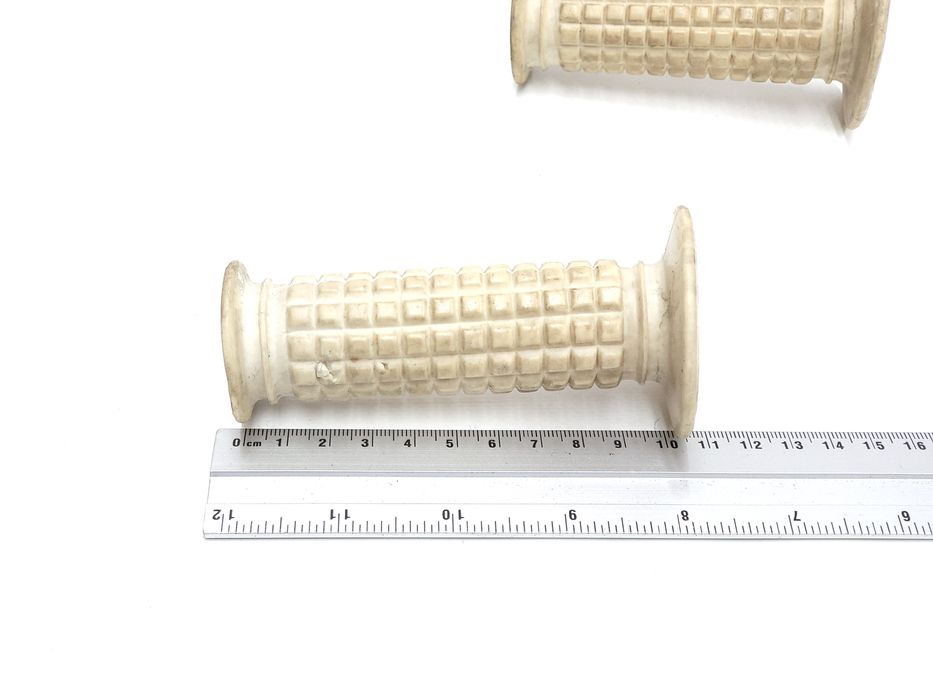 CHwyty Gripy kierownicy Romet Universal BMX Zenit Alka białe