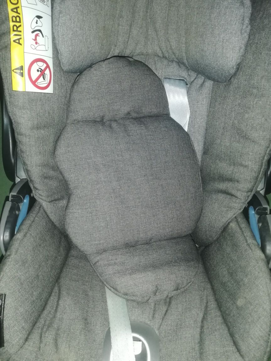 Conjunto carrinho+ovo+suporte Isofix Cybex