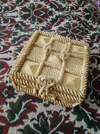 Скарбничка плетена