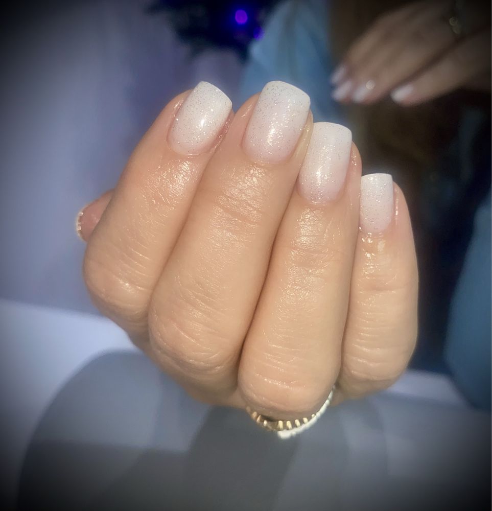 Paznokcie hybrydowe żelowe manicure japonski klasyczny