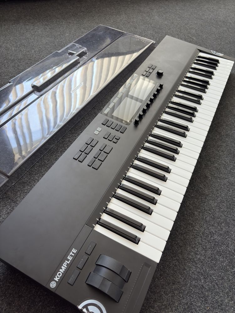 Klawiatura Midi Native Instruments S61 MK2 + Case