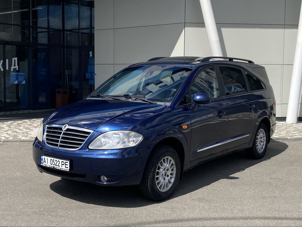 Ssang Yong Rodius