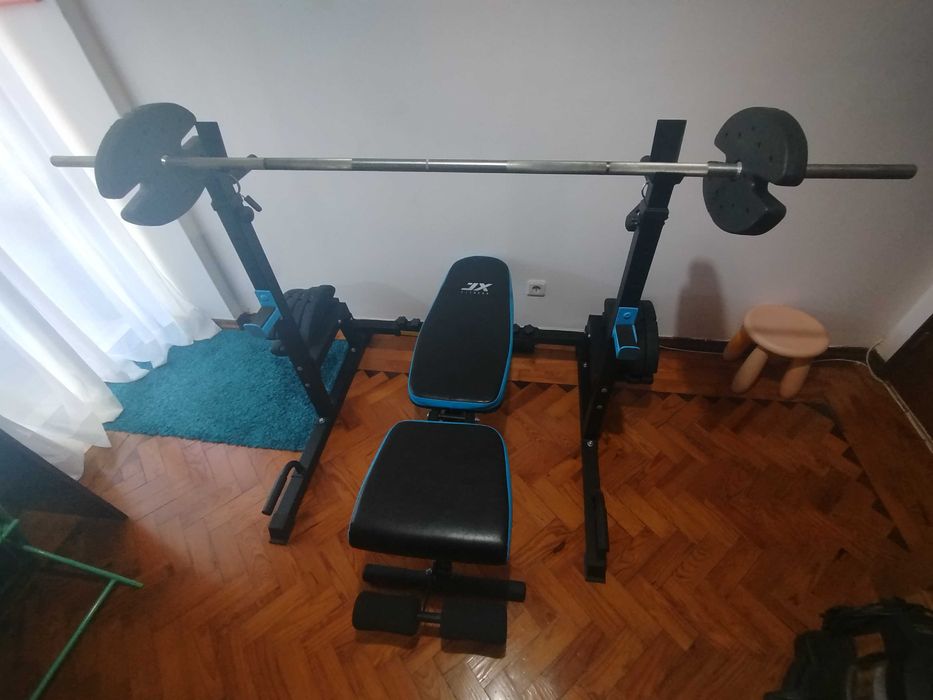 Equipamento Ginásio / Banco / Suporte / Barra 10KG + Pesos(50KG)