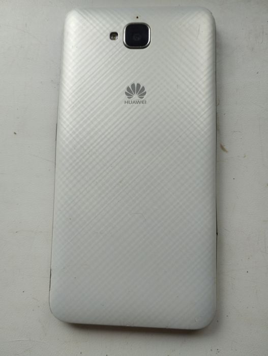 Huawei Y6 Pro 2GB / 16GB  13 Мл 5"