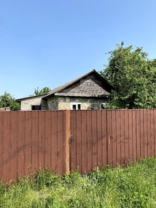 Продаж будинку недалеко від Чернігова