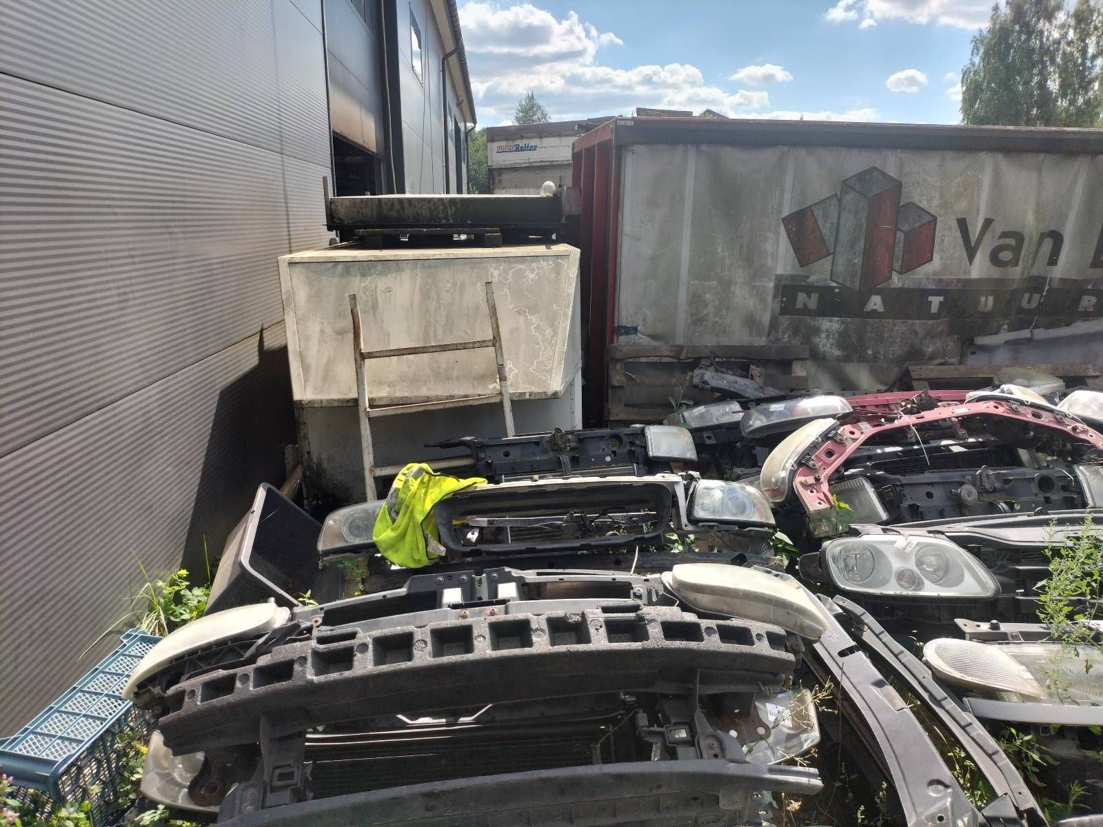 KOMPLETNY PRZÓD MASKA ZDERZAK LAMPY BŁOTNIKI VOLVO V50 I S40 II 426-26