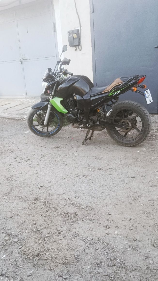 Продам Viper R2 200