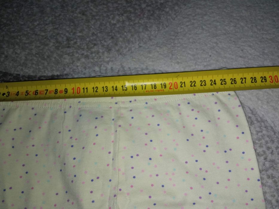 Żółte legginsy do kolan w kolorowe kropki, bawełniane r. 134, 134-140