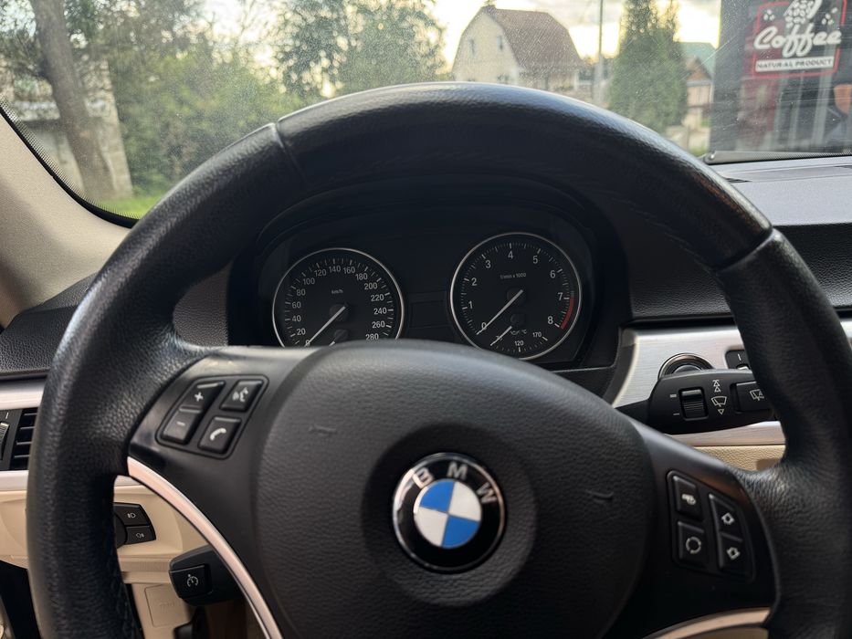 BMW e92 325i 2010