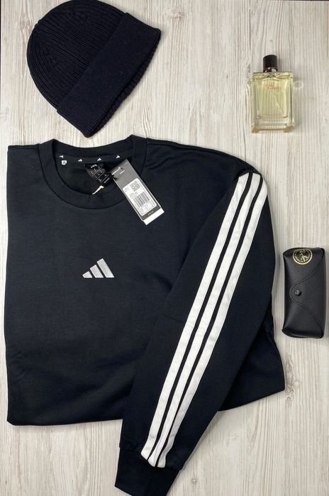 Утеплена кофта Adidas чорна