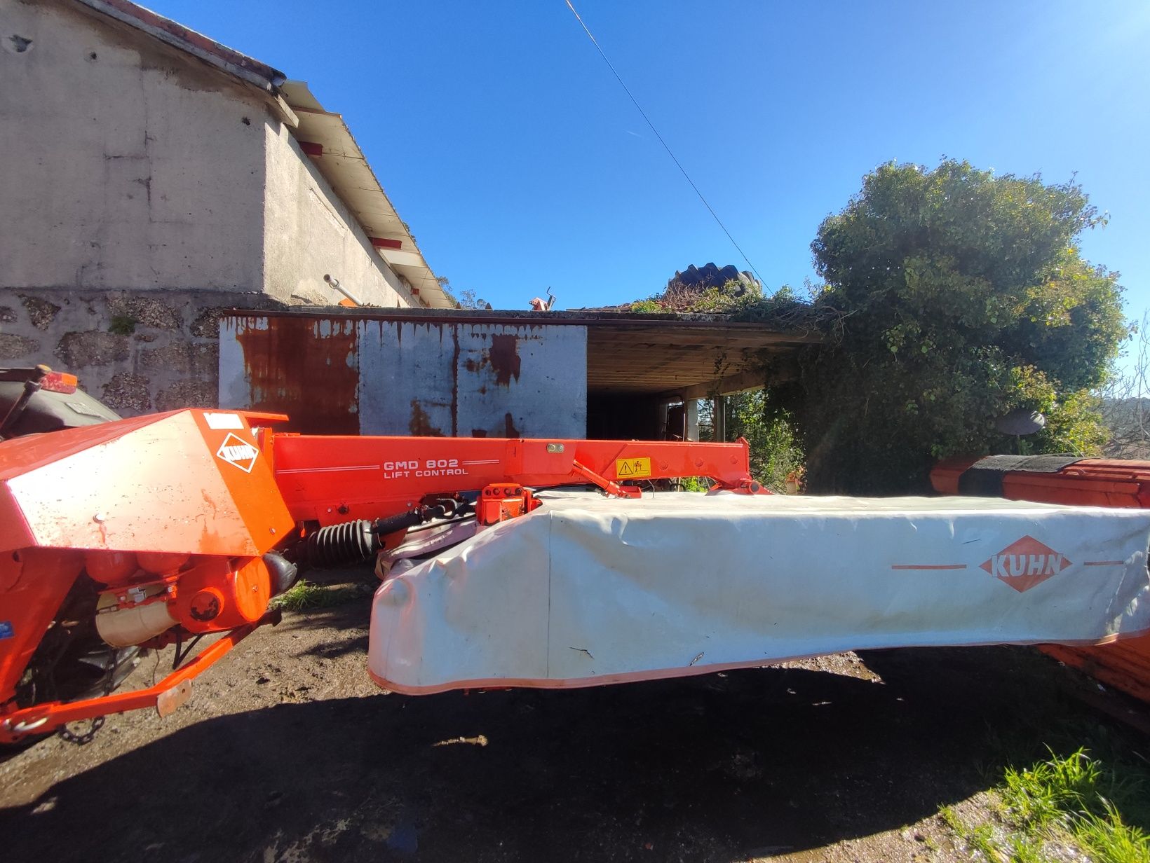 Rotativa Kuhn GMD802