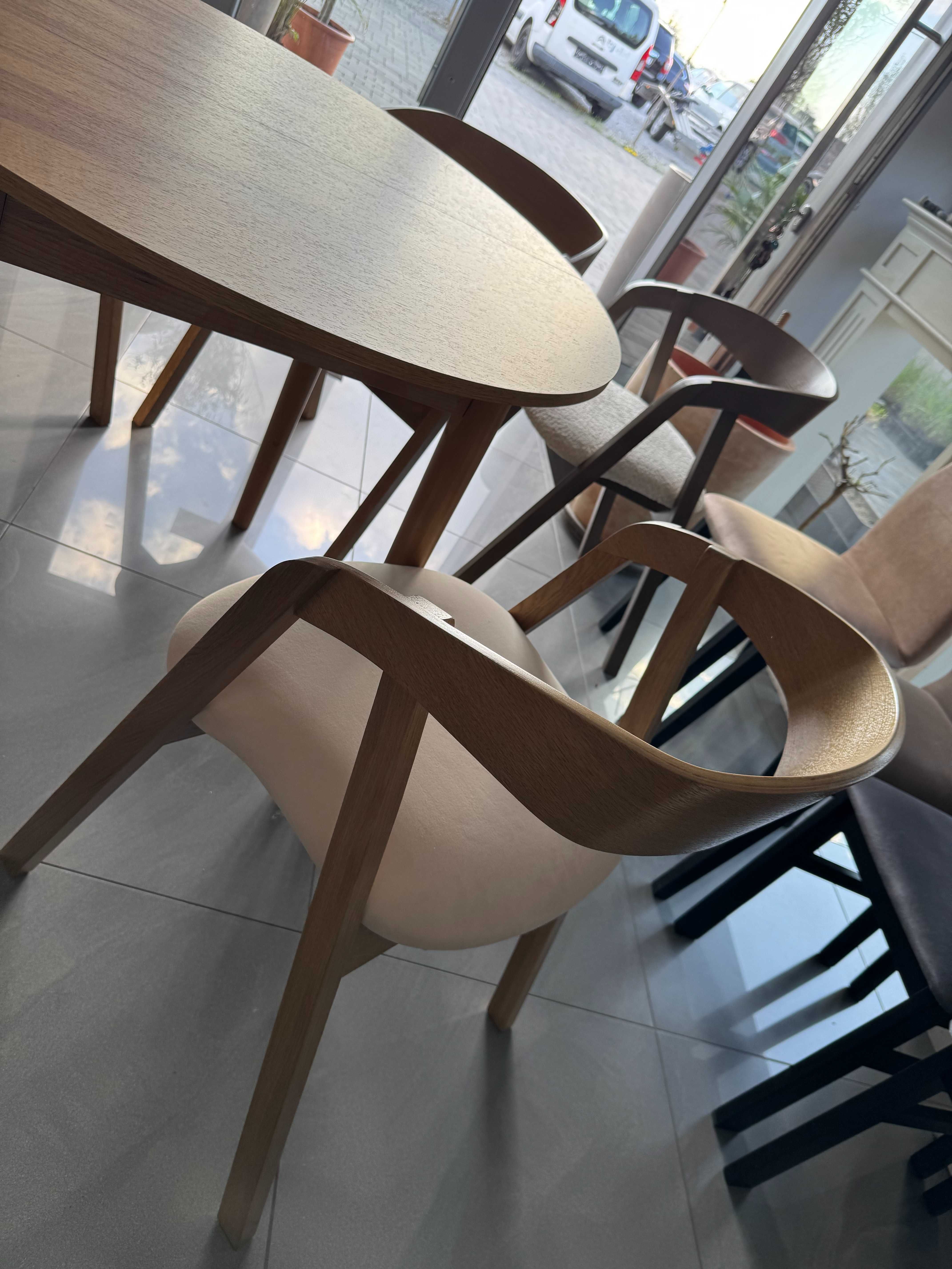 Zestaw mebli Stół FI 100 cm + 4x krzesło drewniane