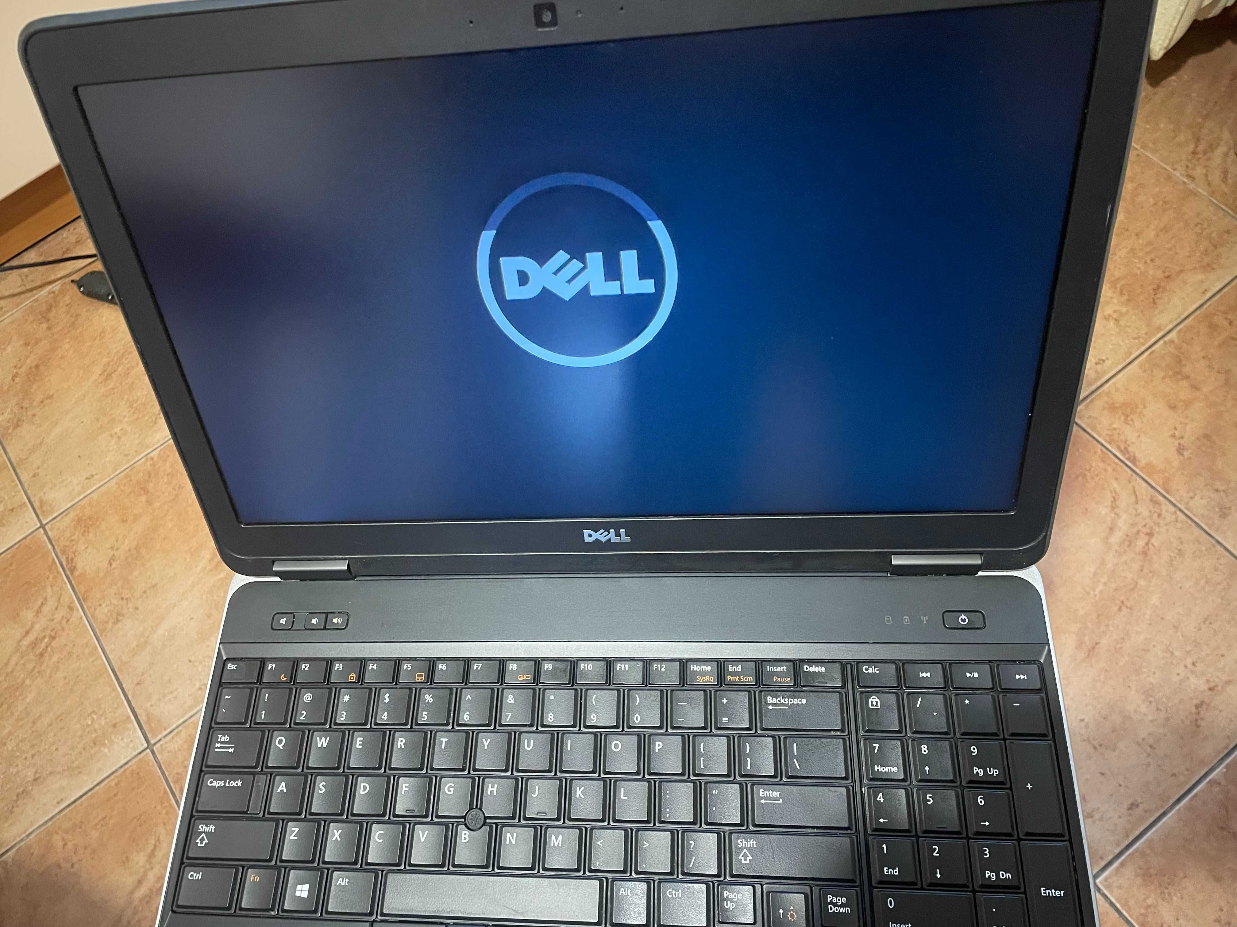 Dell Latitude 6540, i5-4300M ,8gb ,256ssd