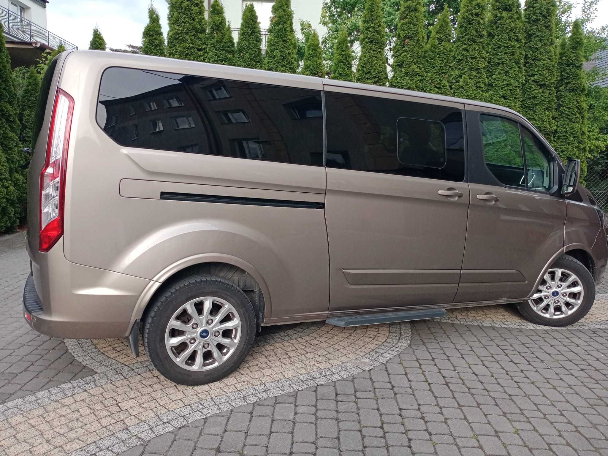 FORD Tourneo Custom 2.0 EcoBlue 185KM