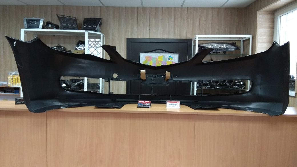 Бампер передний Мазда 6 GG 2002-2007 оригинал бу GR1A-50-031DAA