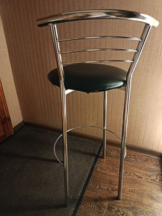 Стілець барний  чорний