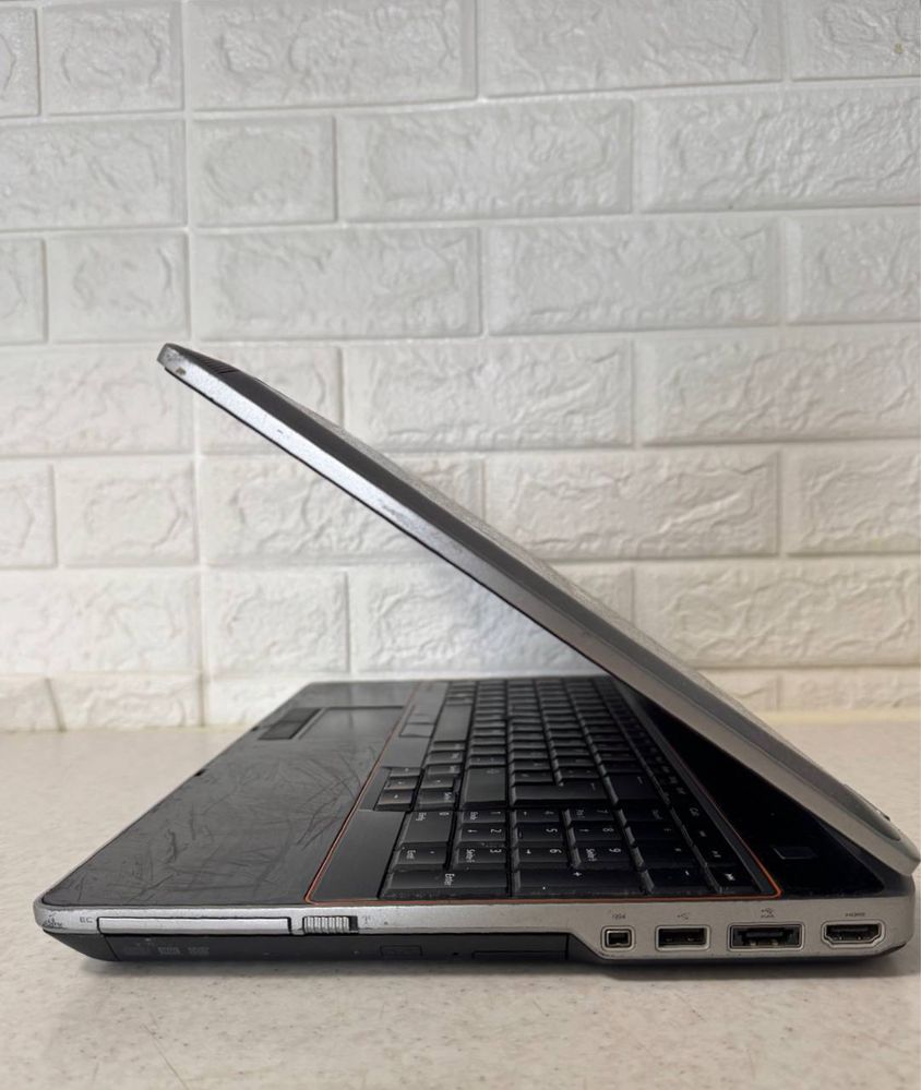 Dell latitude E6520  i7-2760QM CPU