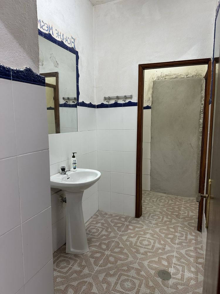 Arrenda-se Estabelecimento Comercial