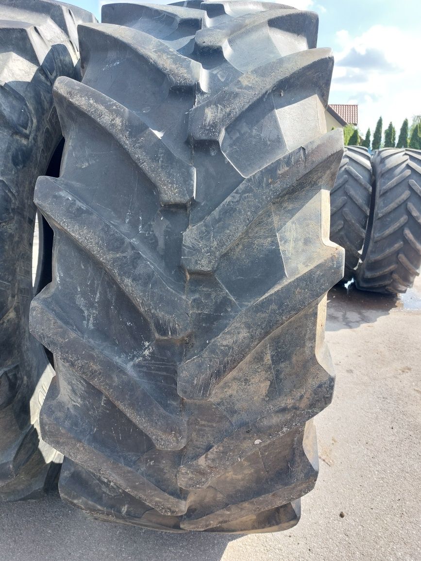 650/65R42 Trelleborg TM800 opony używane rolnicze para