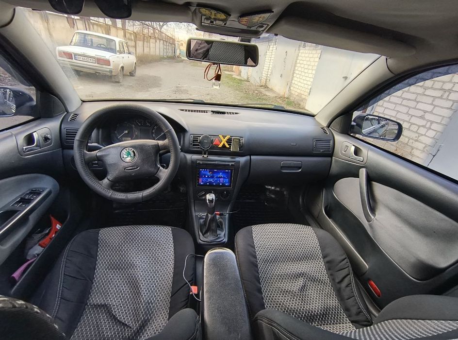 Skoda Octavia Tour 1.9 TDI AGR -66 кВт/90 л.с
-66 кВт/90 л.с