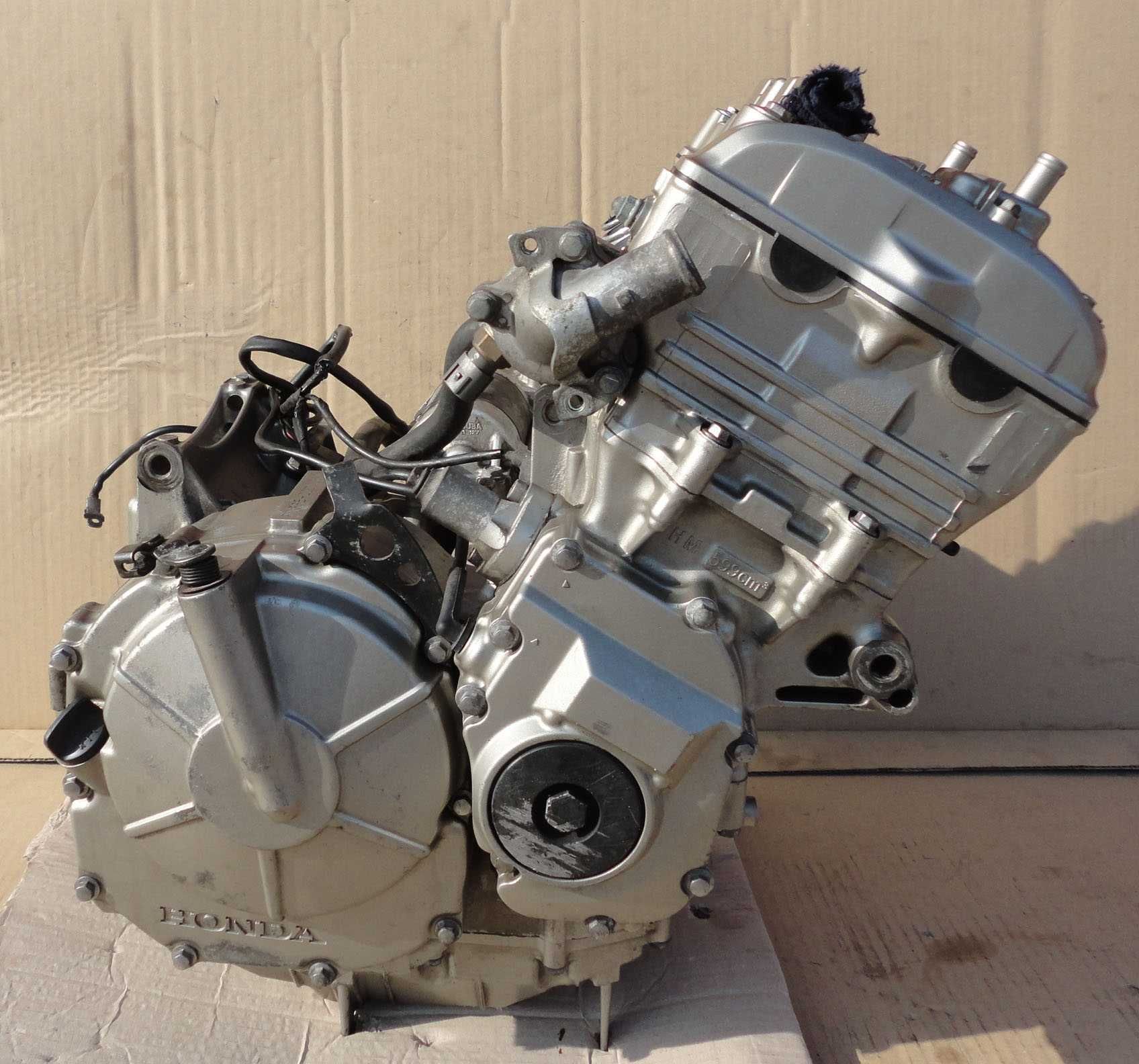 Honda CB600F Hornet двигатель корзина генератор головка коленвал шатун