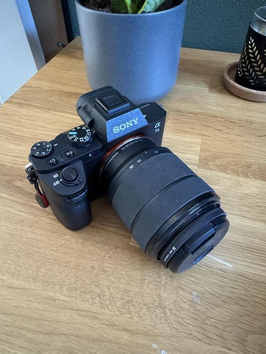 Sony A7II + lente de kit + 2 Baterias originais