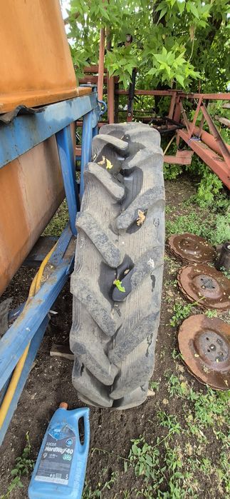 Продам оприскувач 0П2000