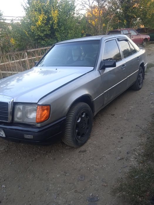 Продам обмен Мерс 124.
