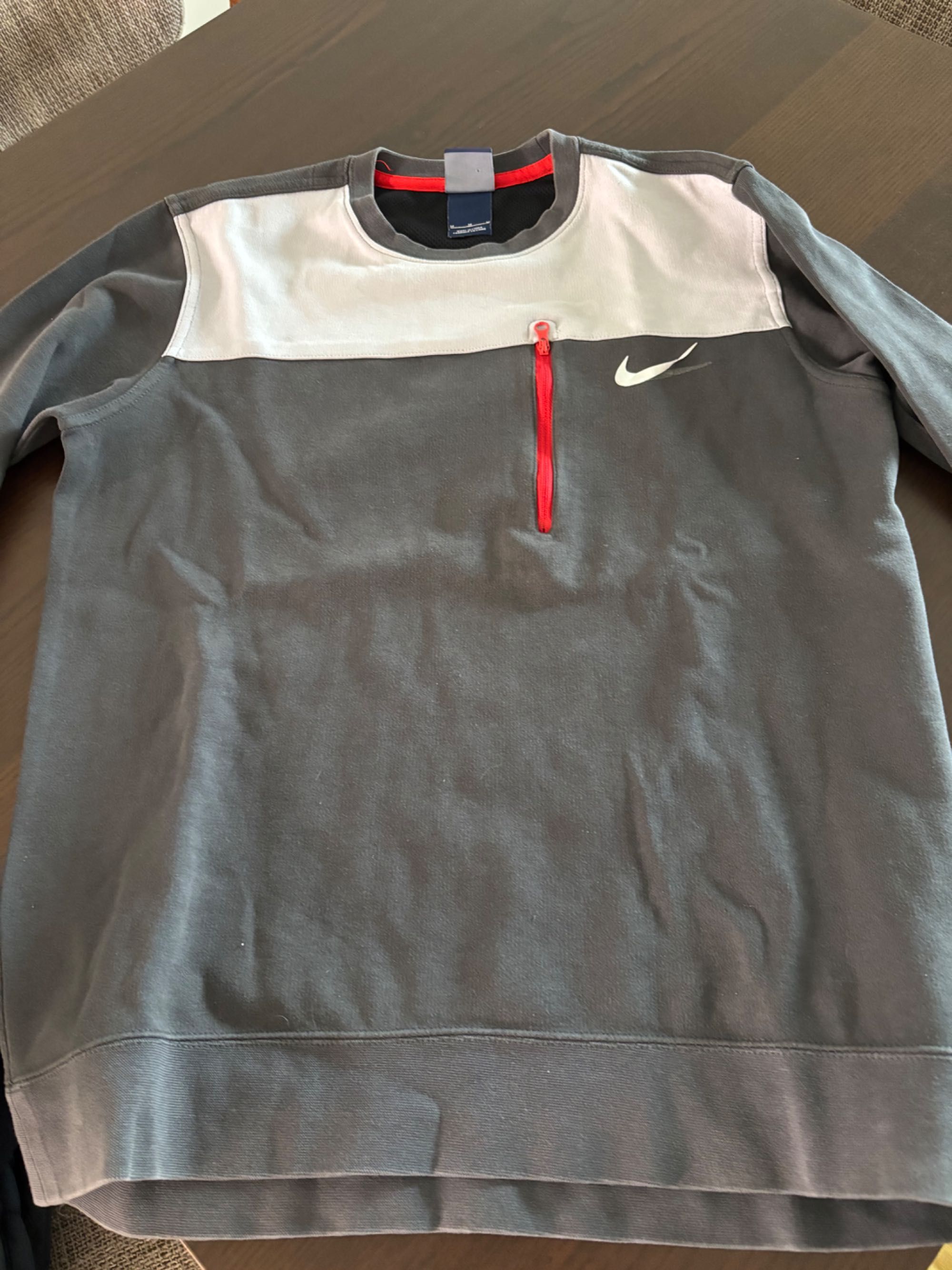 Roupa jovem (homem)
