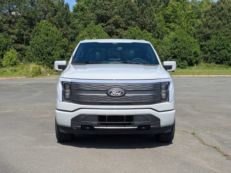 2024 Ford F-150 Lightning Lariat SuperCrew