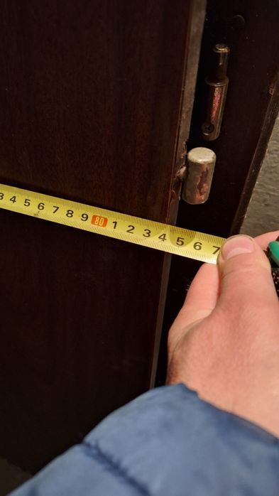 Drzwi budowlane z futryna