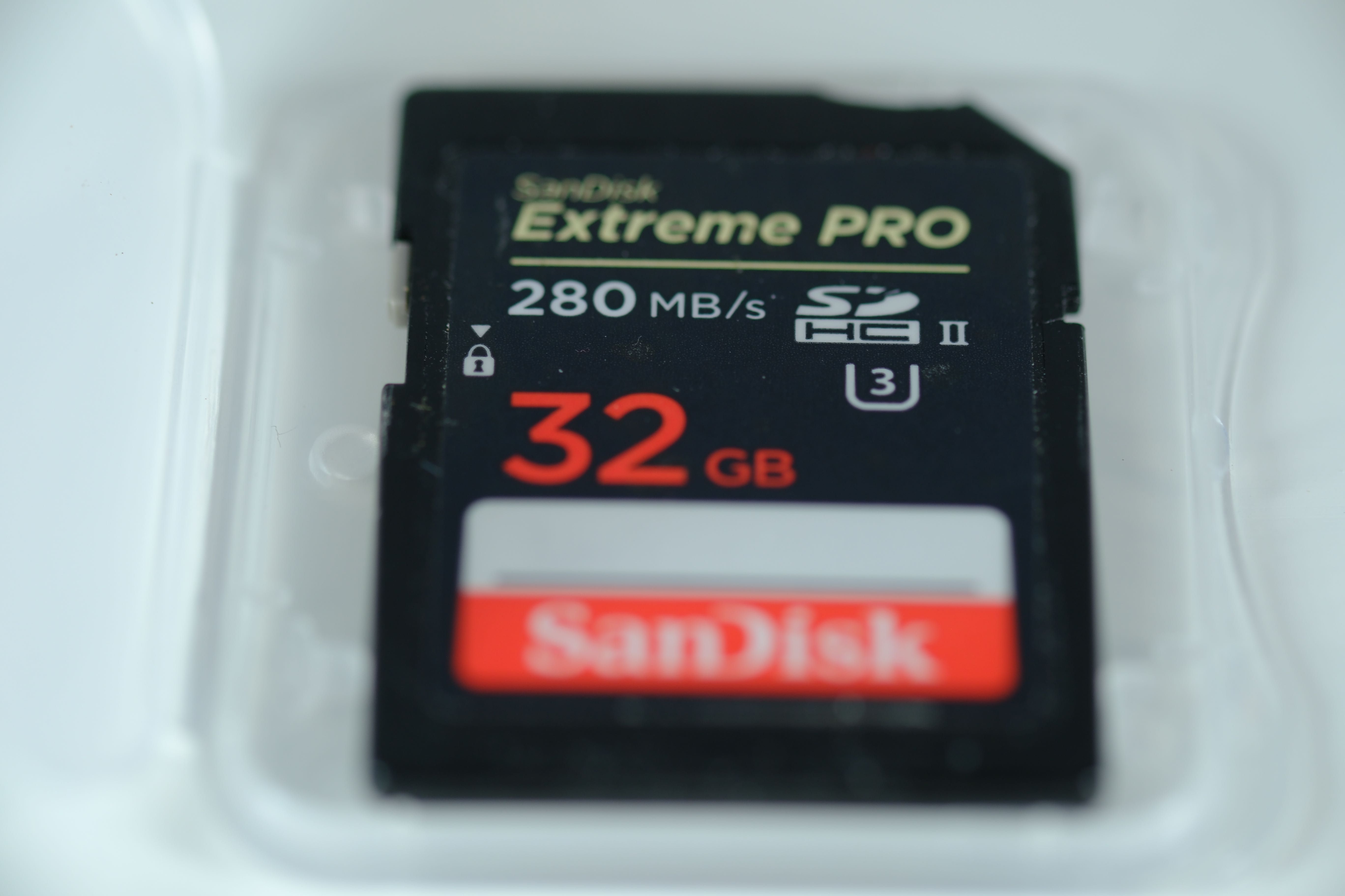 Карта памяті SD 32 GB Memory Card для фотоапарата Sony/ SanDisk