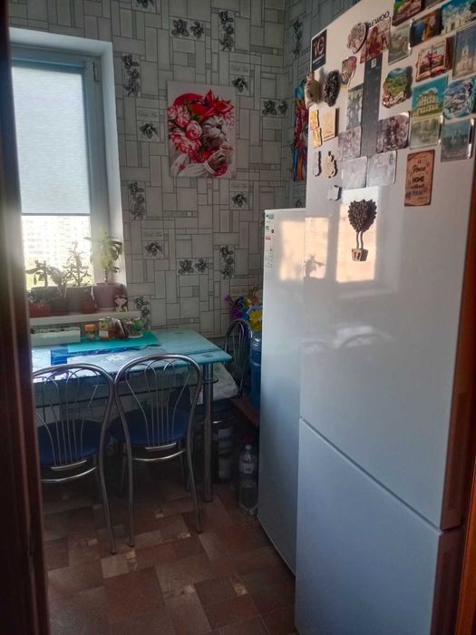 Продам 3 комнатную с ремонтом на левом берегу,alm