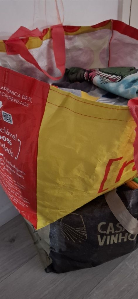 Roupa de menino para dar